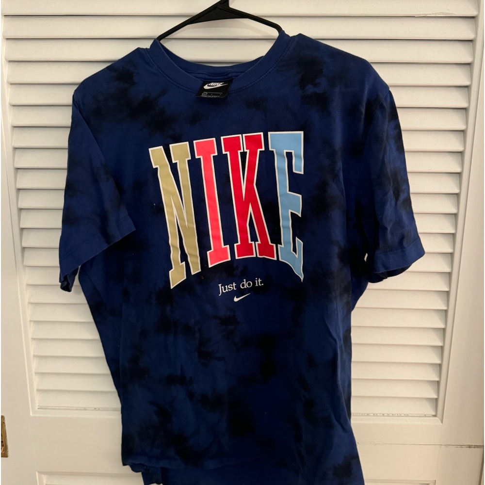 Nike Large